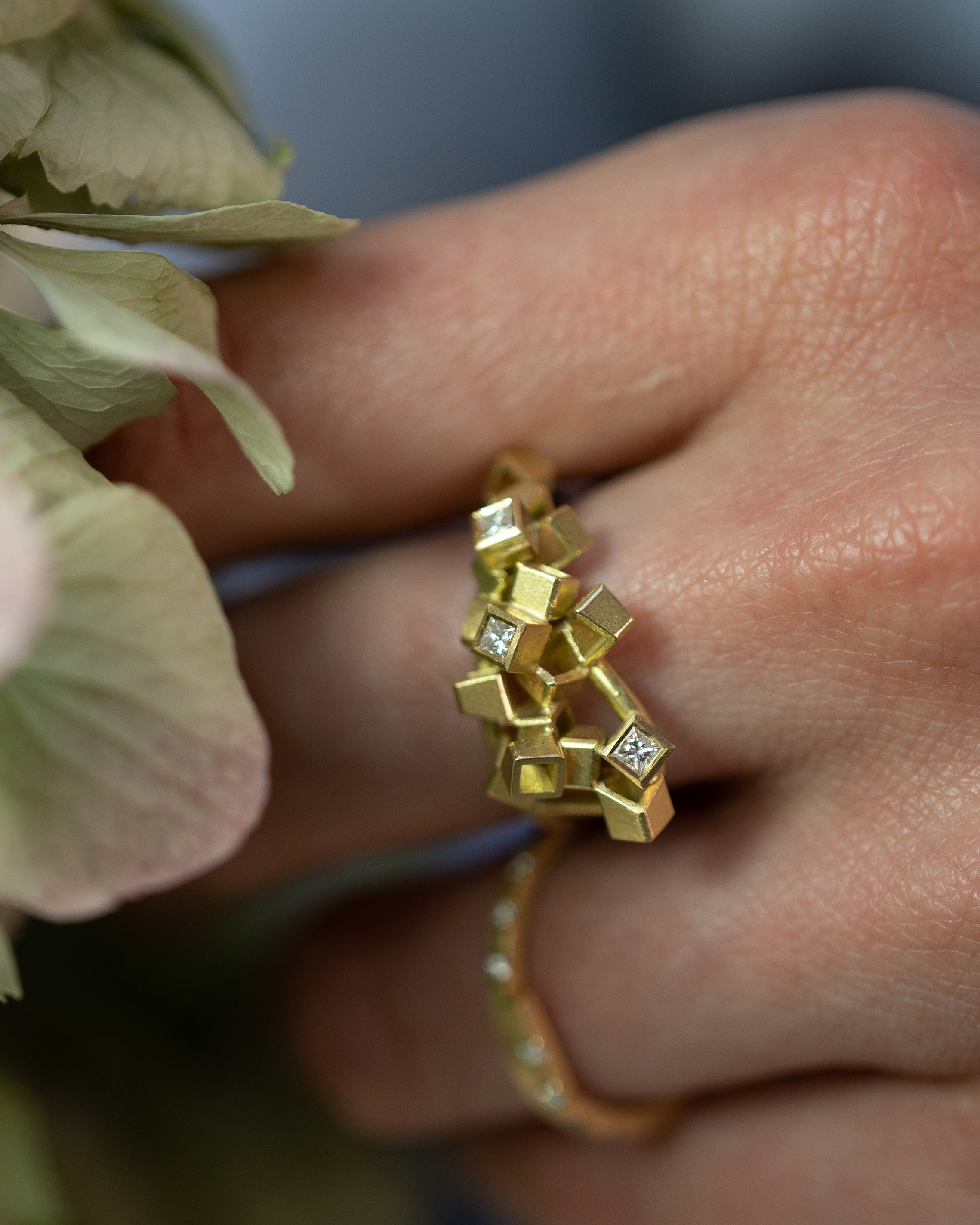 Engagement & Cluster Rings