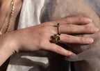 Classic solitaire engagement ring - 18ct gold Green Tourmaline & Diamond