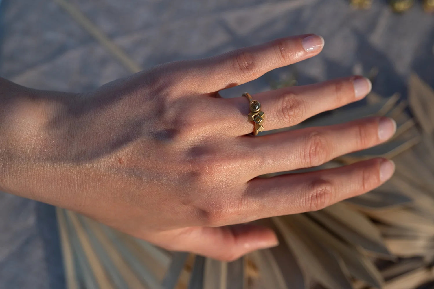 Cognac Diamond Rose - 18ct gold and cognac diamond Ring