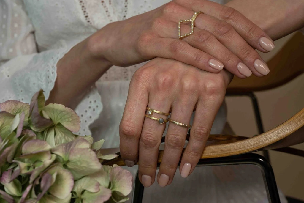 Double ring II - 18ct gold, rose cut grey and princess cut white diamond ring