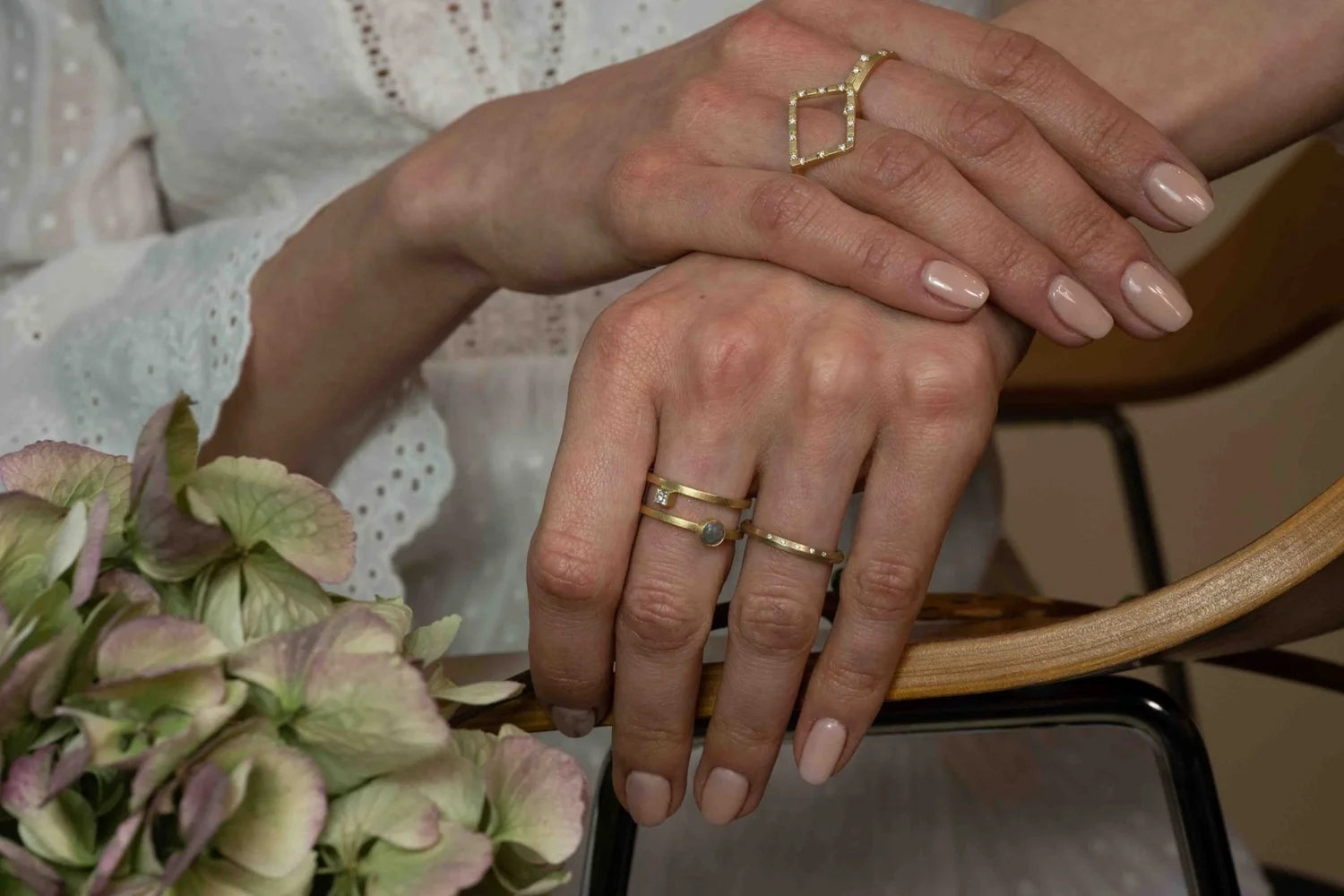 Double ring II - 18ct gold, rose cut grey and princess cut white diamond ring