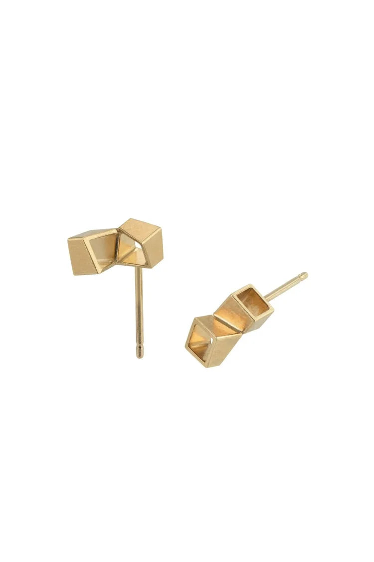 classic square studs - 18ct gold earrings