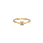 Classic solitaire engagement ring - 18ct gold and Green Sapphire 3,5mm