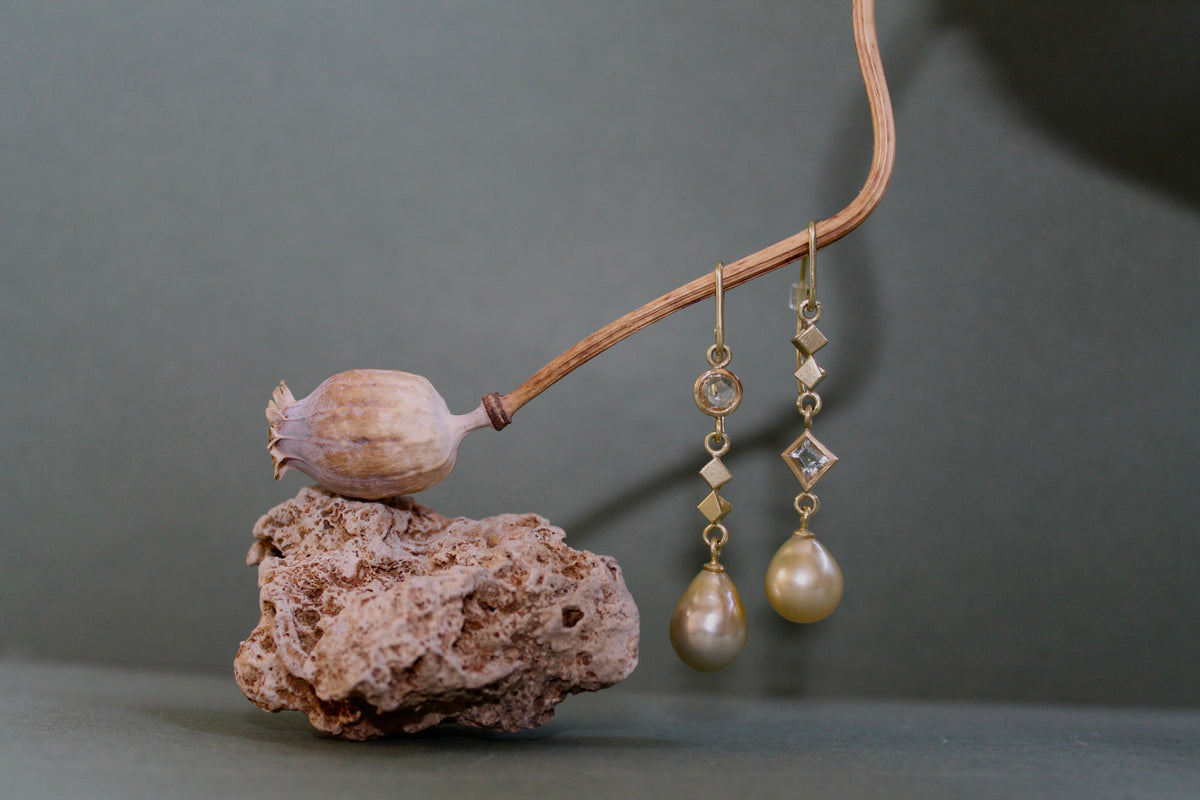 Melina Earrings - Yellow gold, sapphire, beryl & pearl earrings
