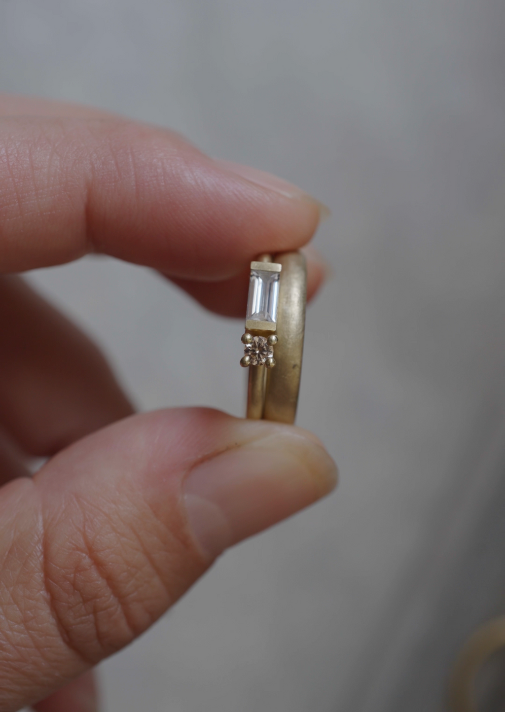 Toi et Moi - 18ct gold and Diamond engagement ring