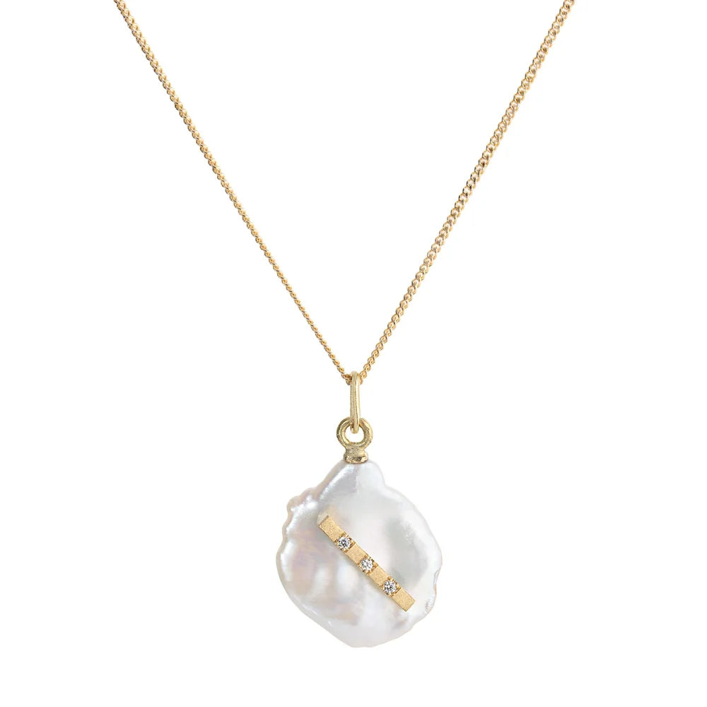 (Birth of) Venus Necklace - 18ct gold diamond and keshi pearl necklace