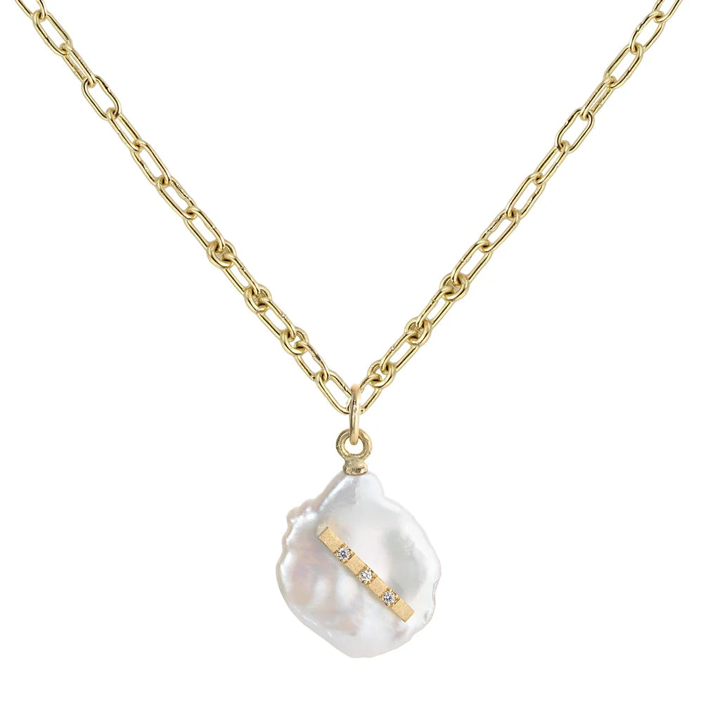(Birth of) Venus Necklace - 18ct gold diamond and keshi pearl necklace