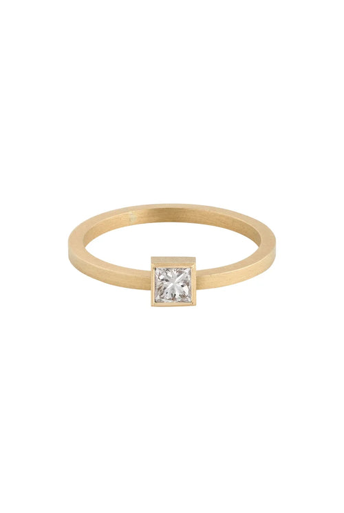 classic solitaire engagement ring - 18ct gold and 0.23ct diamond