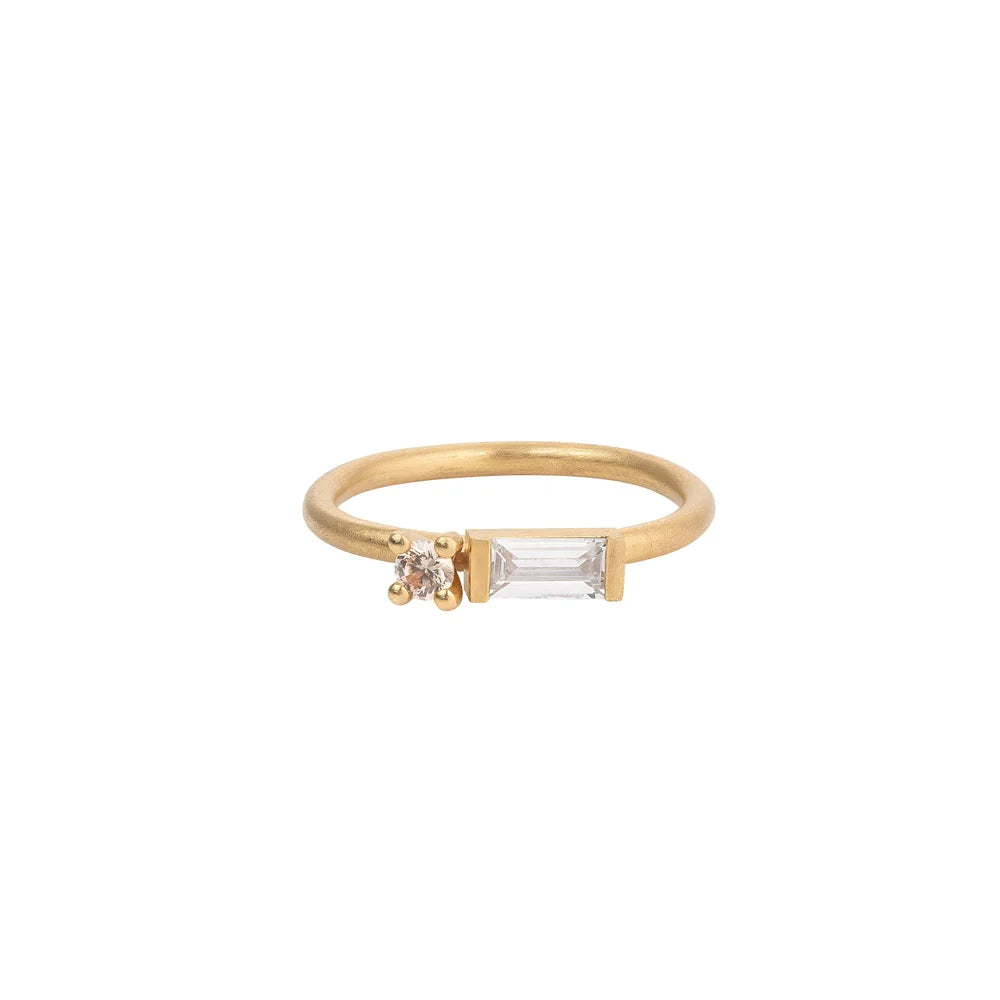 Toi et Moi - 18ct gold and Diamond engagement ring